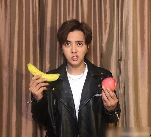 罗志祥私下吃瓜视频