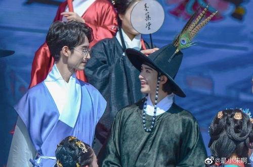 汉服模特吃瓜视频在线看