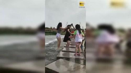 吃瓜视频女生霸气,吃瓜视频女生的霸气风采