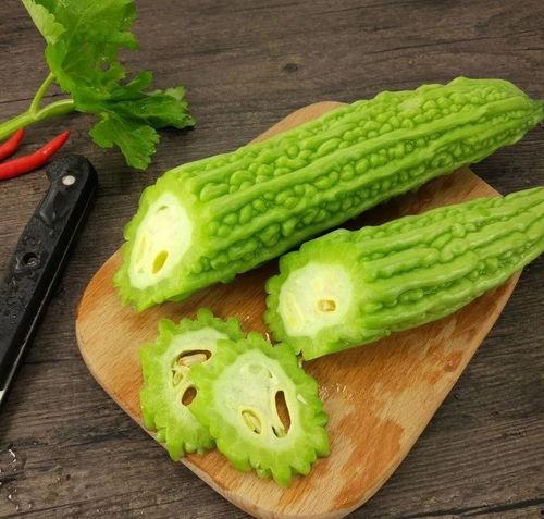 吃蜜瓜糖的小视频,蜜瓜糖小视频甜蜜来袭