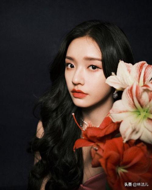 林允吃瓜的视频,揭秘娱乐圈幕后故事