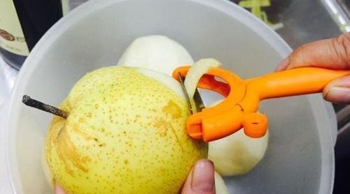 梨瓜要削皮吃吗视频,美味健康两不误