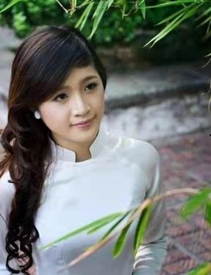 康县美女吃瓜事件始末视频,一场网络热议的真相揭秘