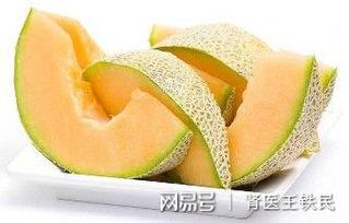 今天吃哈密瓜搞笑视频,笑果连连，瓜农变身喜剧大师！